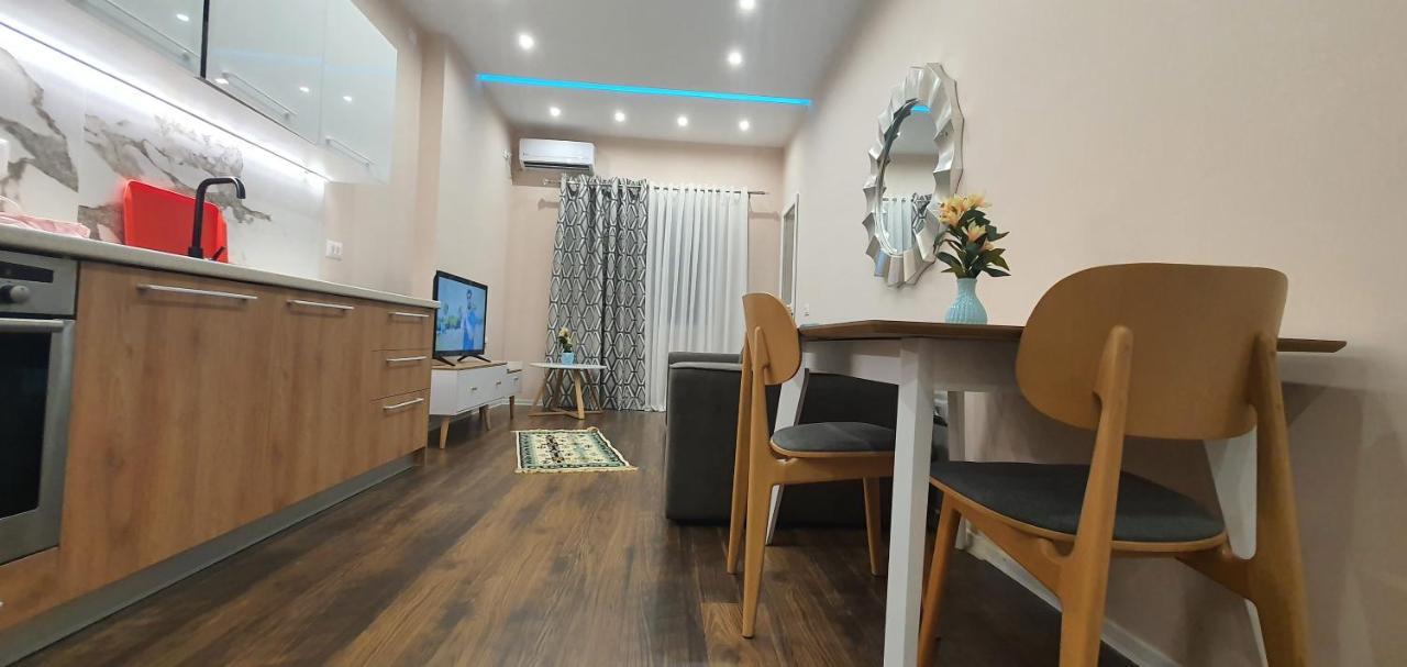 Eni'S Apartments Тирана Екстериор снимка